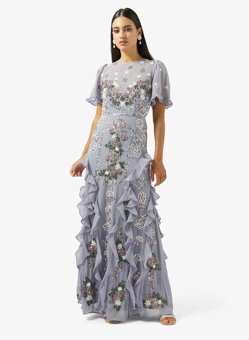 مايا فستان ماكسي بأكمام قصيرة مكشكش ومزين فاخر